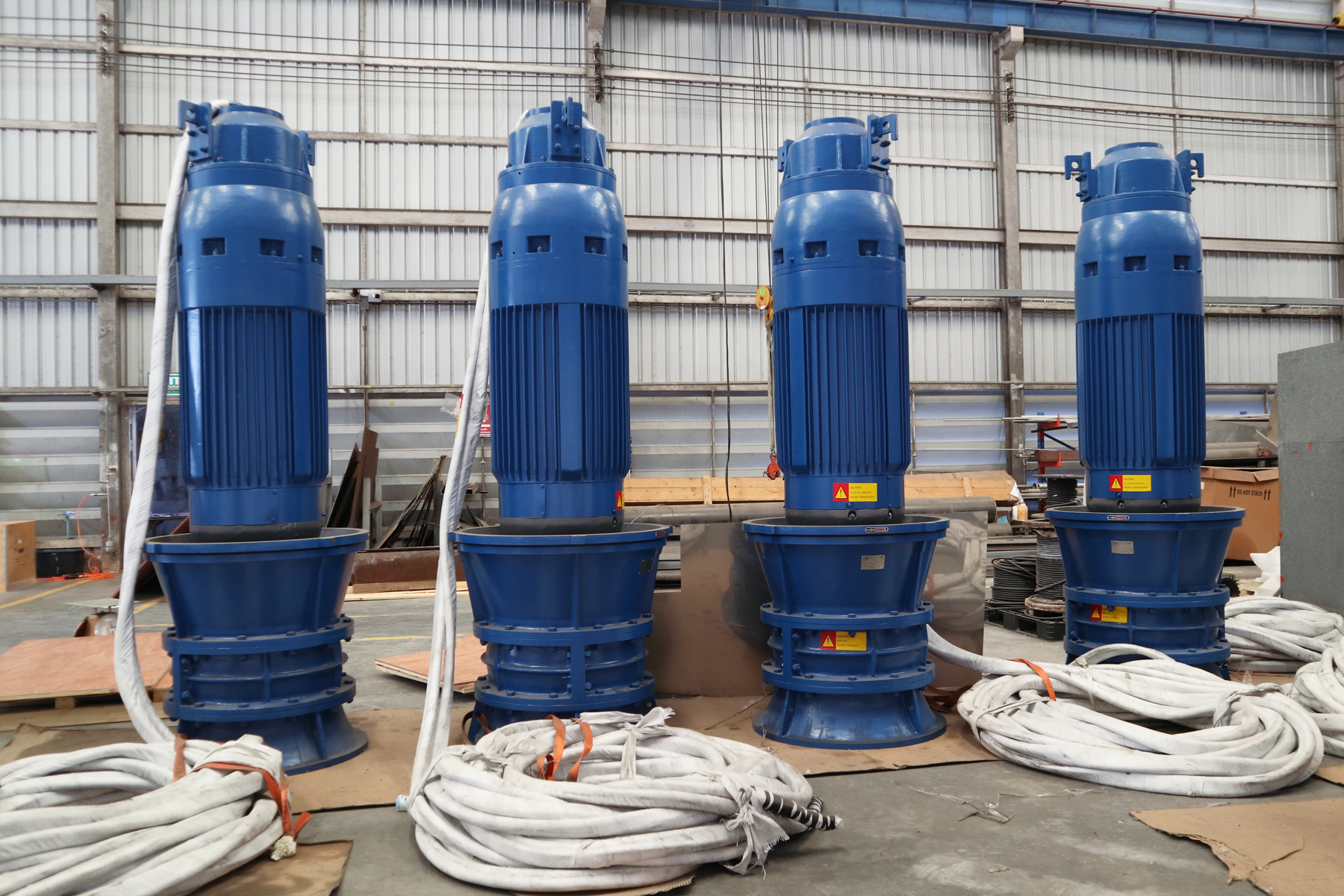 WHAT IS A SUBMERSIBLE PUMP? | HOW DOES A SUBMERSIBLE WATER PUMP WORK?